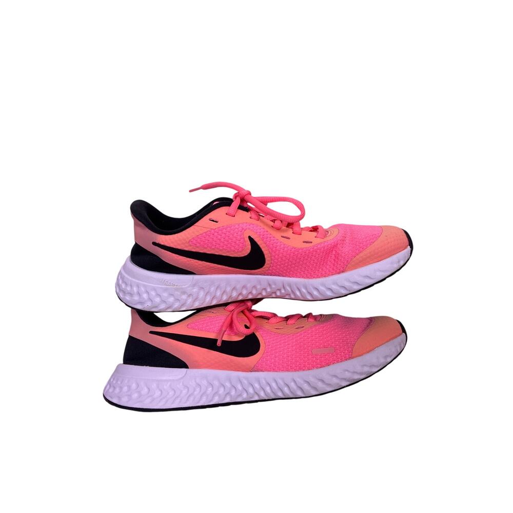 Nike Revolution 5 Pink Black Girls 5.5Y / Womens 7 Lightweight Running Sneakers - Picture 2 of 7